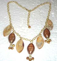 big-shaped-necklace
