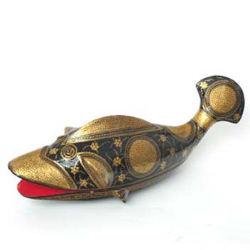 papier-mache-fish